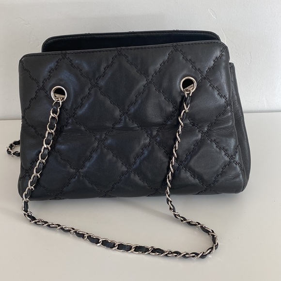 100% Authentic Chanel bag black medium - Picture 6 of 7